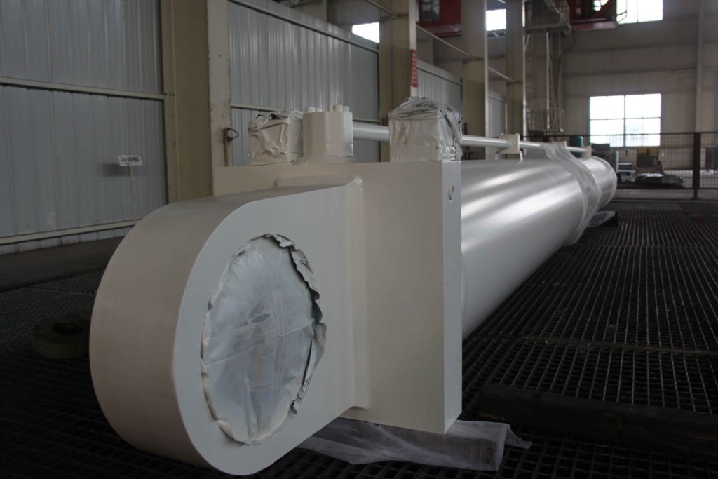 Hydraulic Cylinder for a marine project